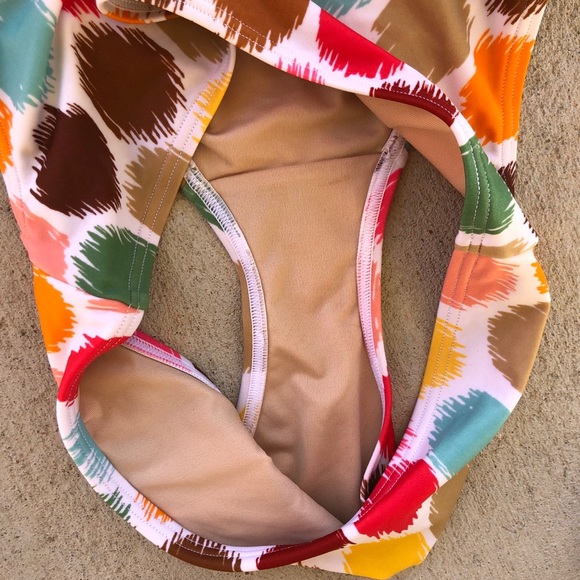 Victoria’s Secret Colorful Polka Dot Tankini - Picture 8 of 8